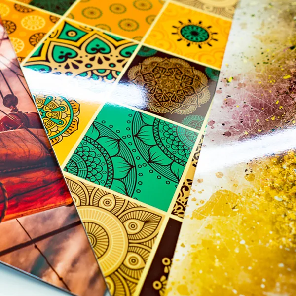 Mandala-Kachelmotiv auf Alu-Dibond mit glänzendem Laminat – Bilderdruck Hamburg