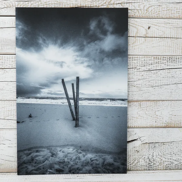 Black-Magic-Wandbild: Foto im Digitaldruck mit mattem Laminat auf schwarzem Forex – Hamburg
